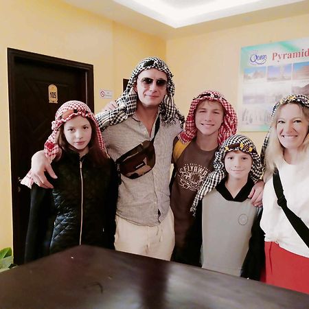 Queen Pyramids View Inn Kafrat al Jabal Екстер'єр фото